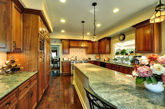 Costa Esmerleda Granite Kitchen